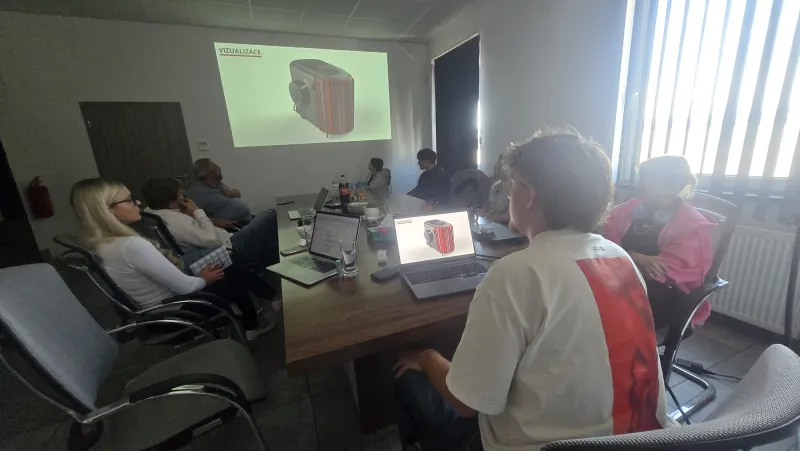 Uczniowie SŠPU w Opawie zaprojektowali własną wersję spawarki laserowej FANTECH